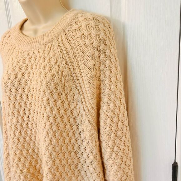 H&M Cozy Oversized Knit Taupe Sweater! ❤️ - Picture 2 of 3